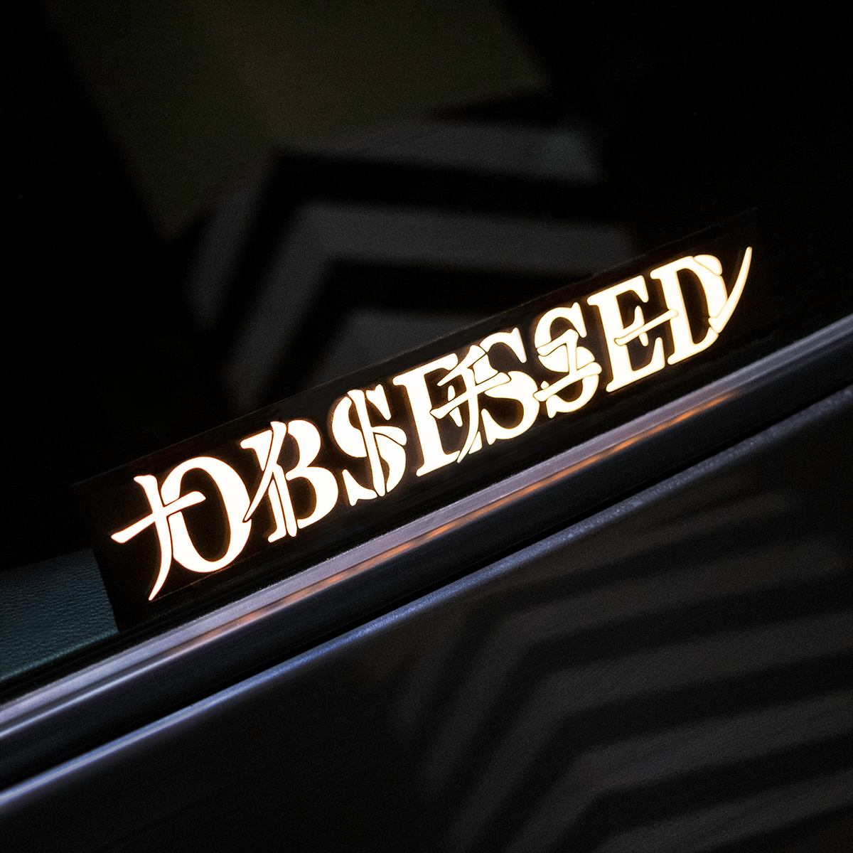 panel-obsessed-1-1200